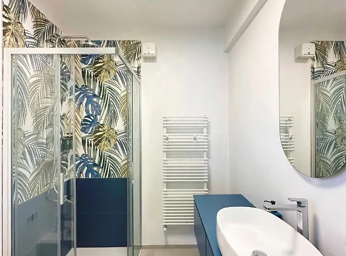 Wh - Bilocale Lamarmora Con Grande Spazio Esterno - Wifi Lägenhet