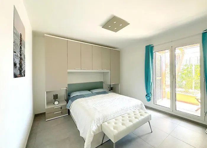 Wh - Bilocale Lamarmora Con Grande Spazio Esterno - Wifi Sanremo